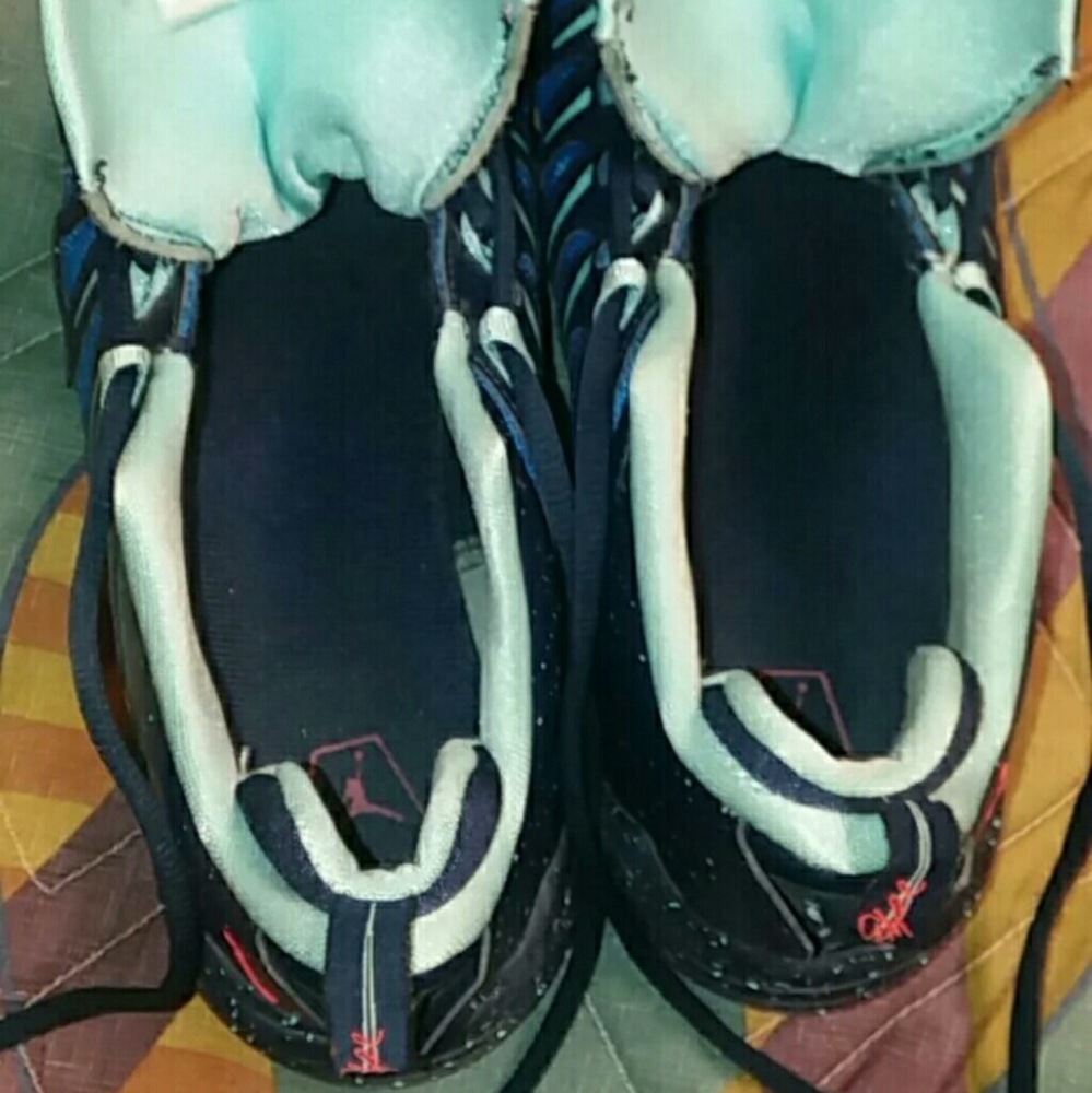 Jordans - Picture 6 of 7